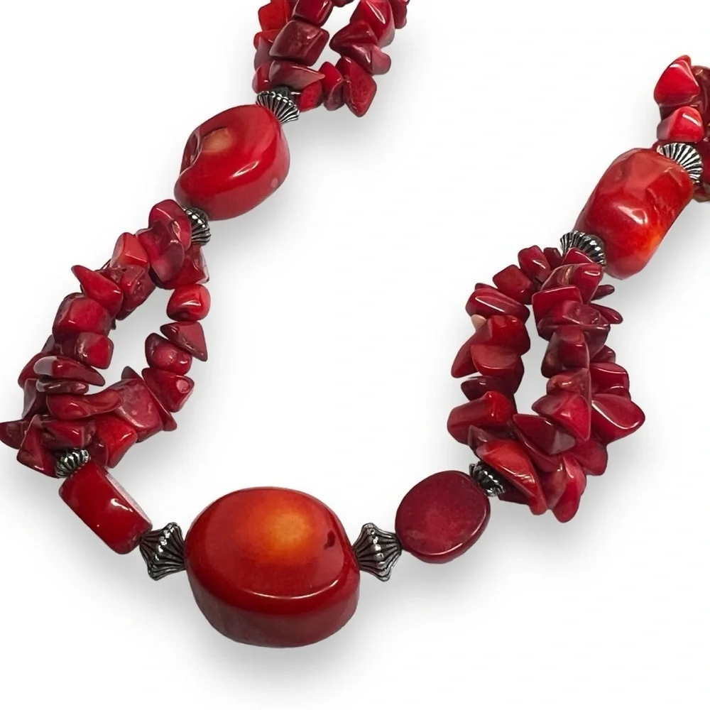 Chunky Coral Beaded Necklace - Picture 5 of 5